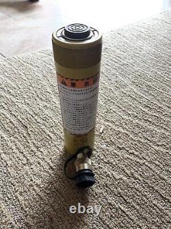 ENERPAC RC156 Hydraulic Cylinder, 15 tons, 6in. Stroke NEW